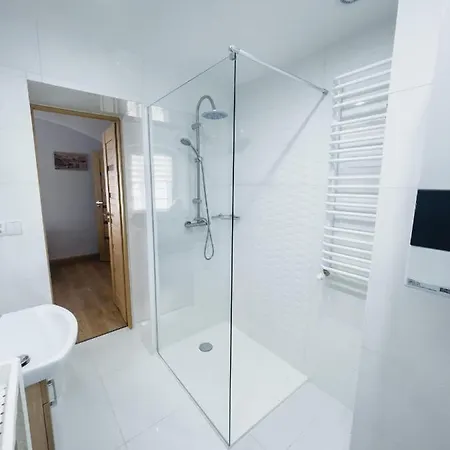 - Stara Szkola Apartment